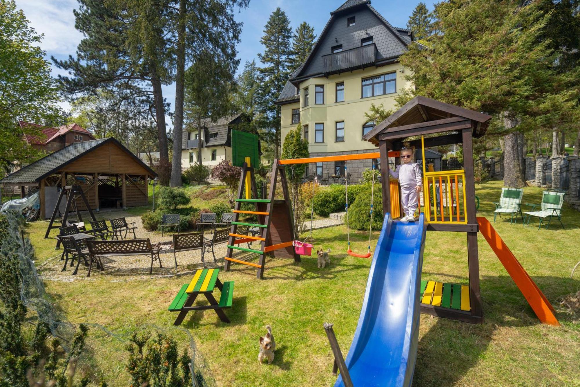 Willa Sloneczna Roza Pokoje Ze Sniadaniami Szklarska Poręba Eksteriør bilde